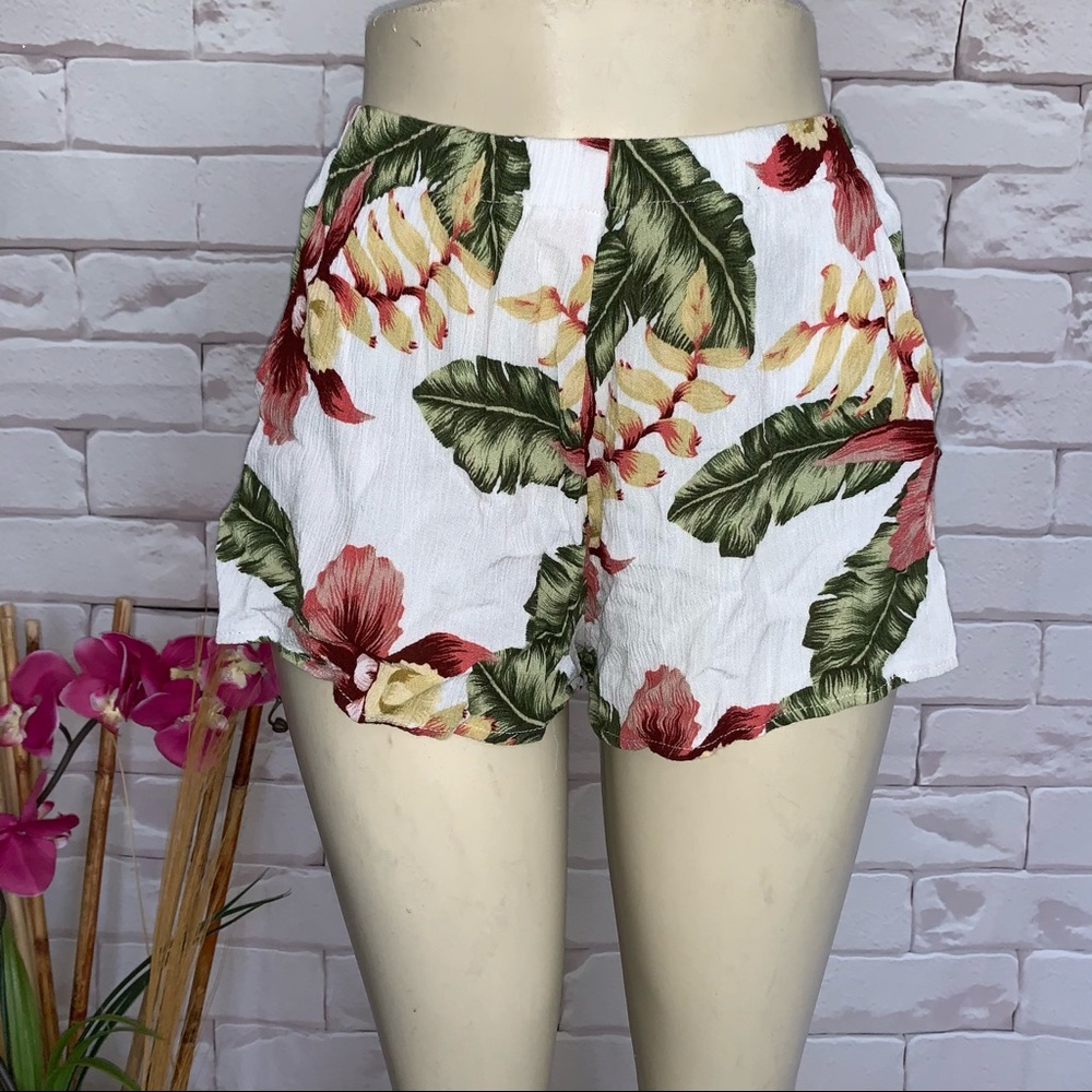 Show Me Your Mumu Women’s Floral Hawaiian Shorts Size Small Elastic Waist